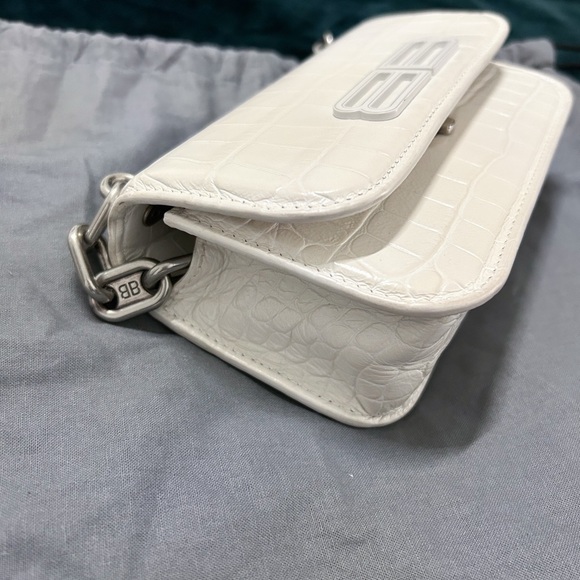 Balenciaga White Croc Embossed Chain Bag - Picture 3 of 7